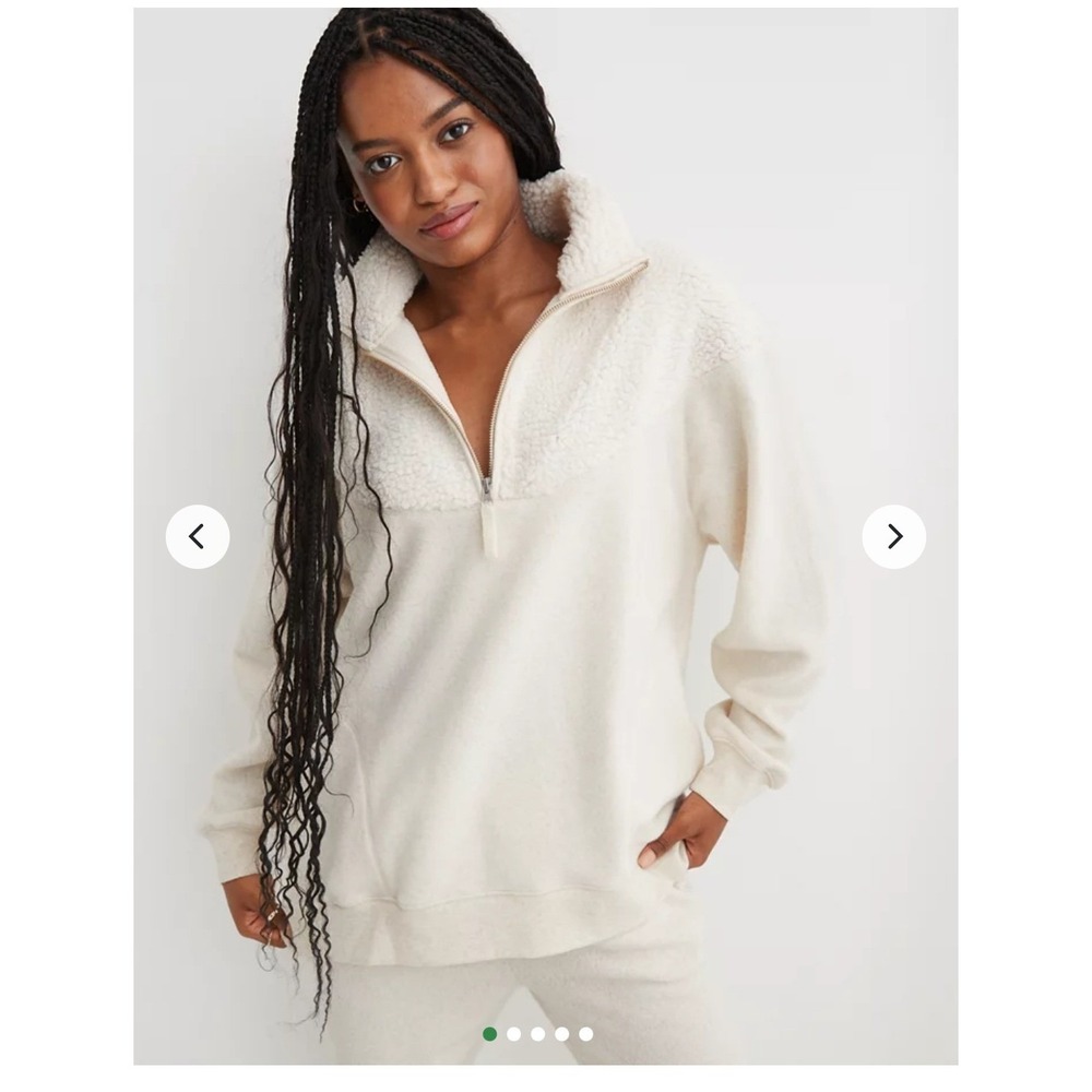 Aerie Hometown Holiday‎ Quarter Zip Sweatshirt Cream Sherpa Fleece Pullover Med.